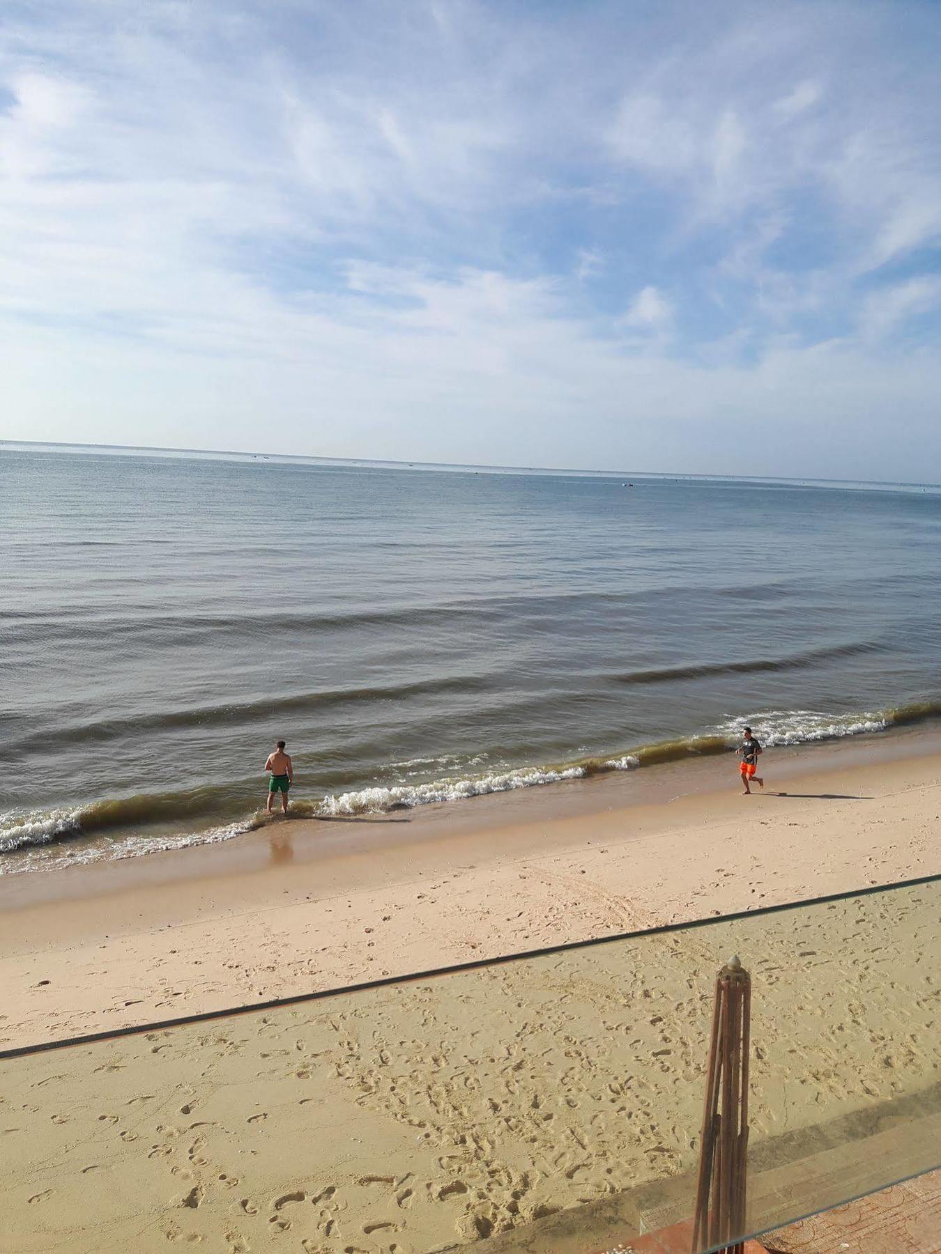 Ocean Front Hotel Phan Thiết Zewnętrze zdjęcie